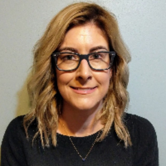 Tracy Doro-Krueger (LPC, CSAW) in Grafton, WI, USA