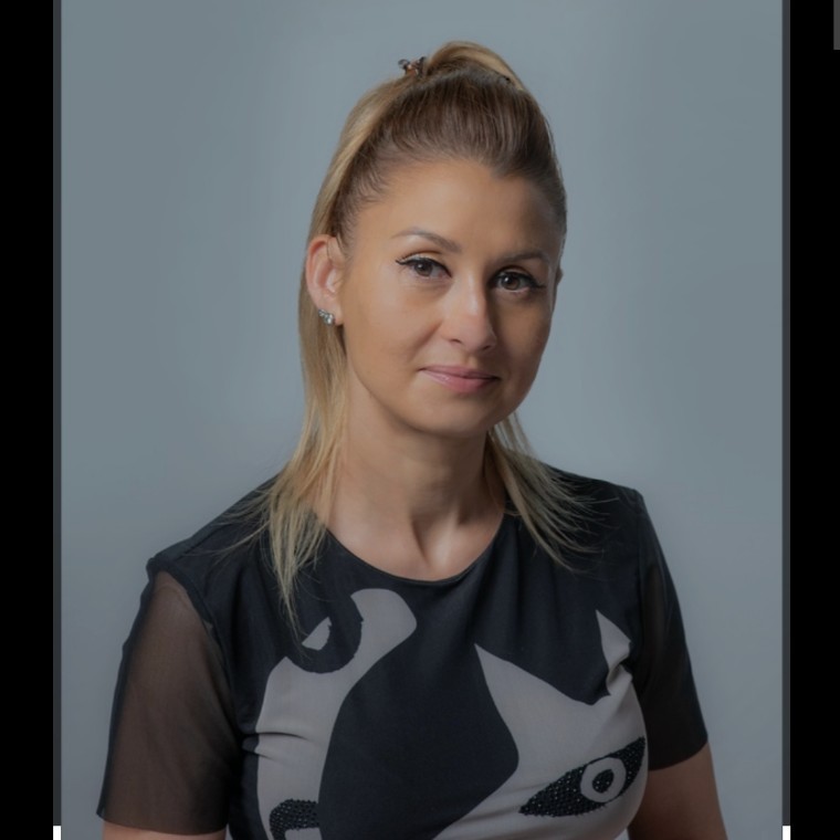 Violeta Farcas (PG Diploma in CBT, fully BABCP Accredited) in London, United Kingdom Violeta Farcas (PG Diploma in CBT, fully BABCP Accredited) in London, United Kingdom