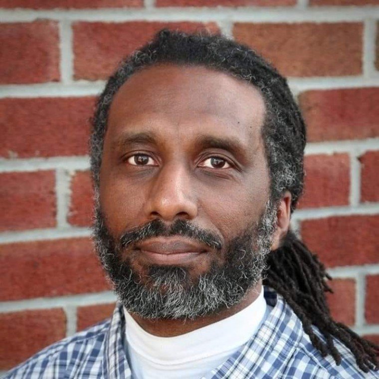 Olatunde Howard (LMFT) Olatunde Howard (LMFT)